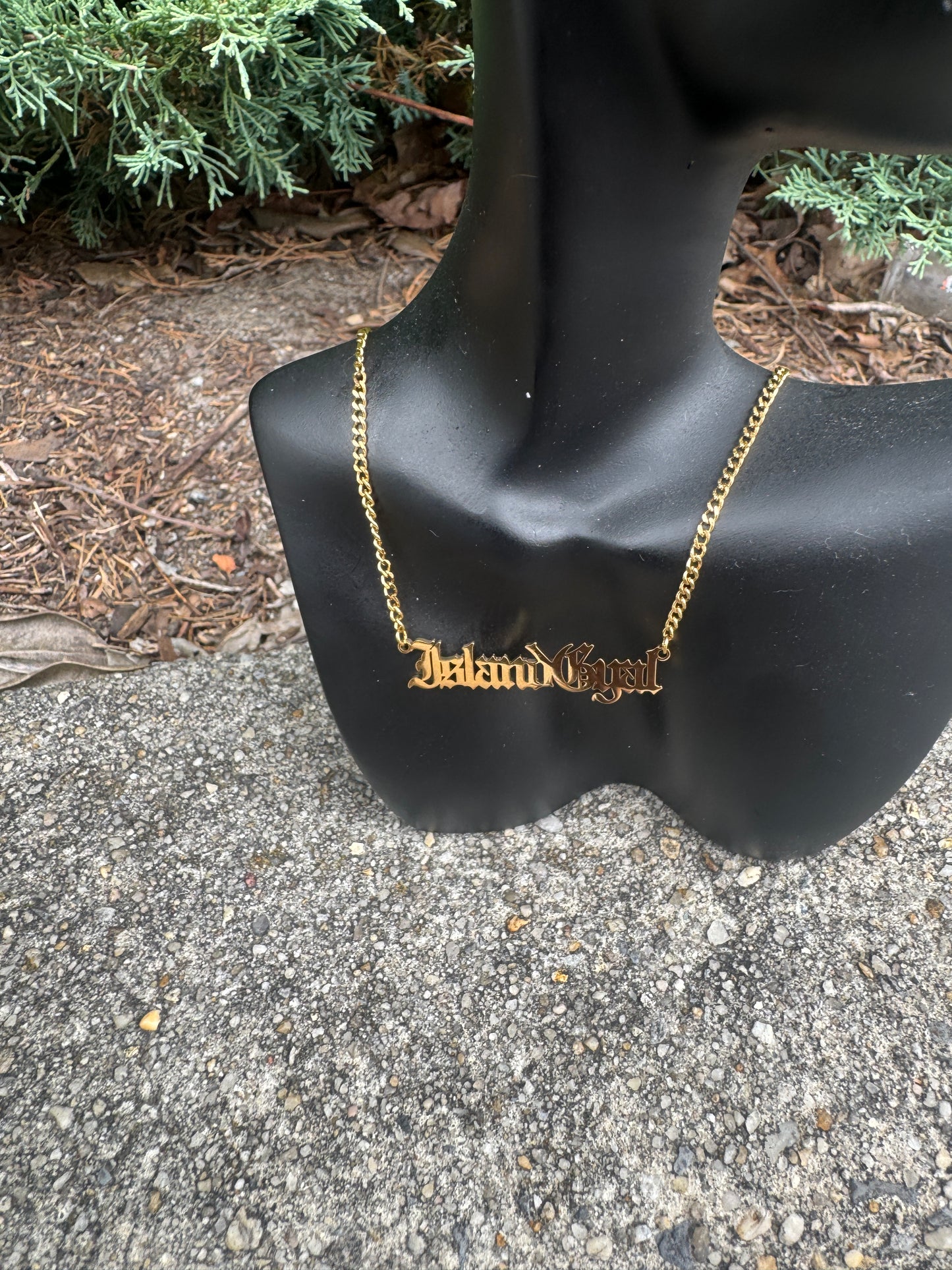 Island Gyal Necklace