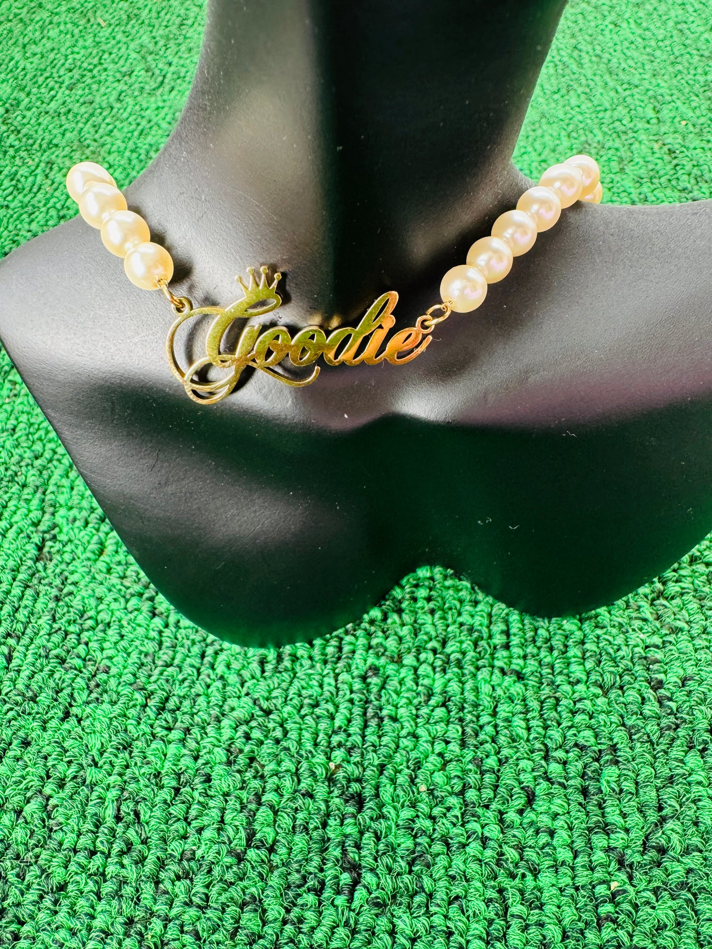 Goodie Pearl Necklace